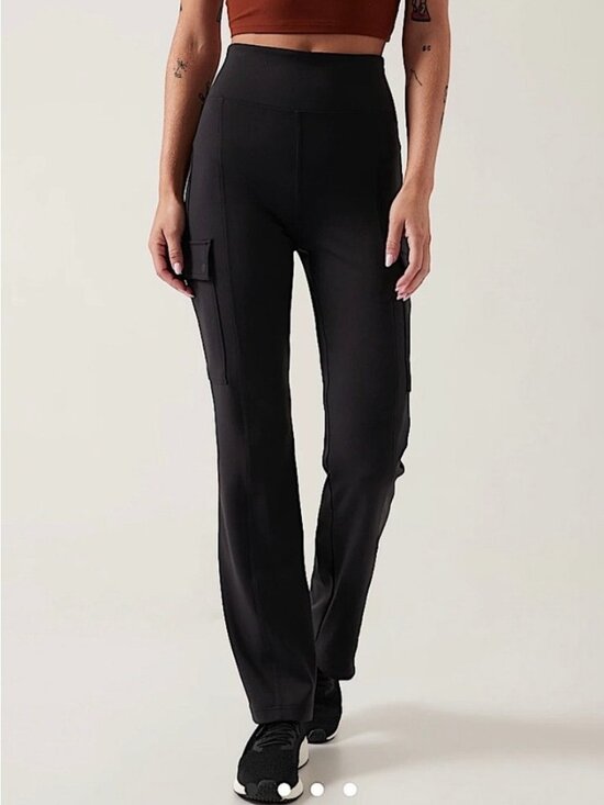 Athleta Pants - Athleta Delancey Straight Leg High Rise Cargo Pants Chic Athleisure Black Medium